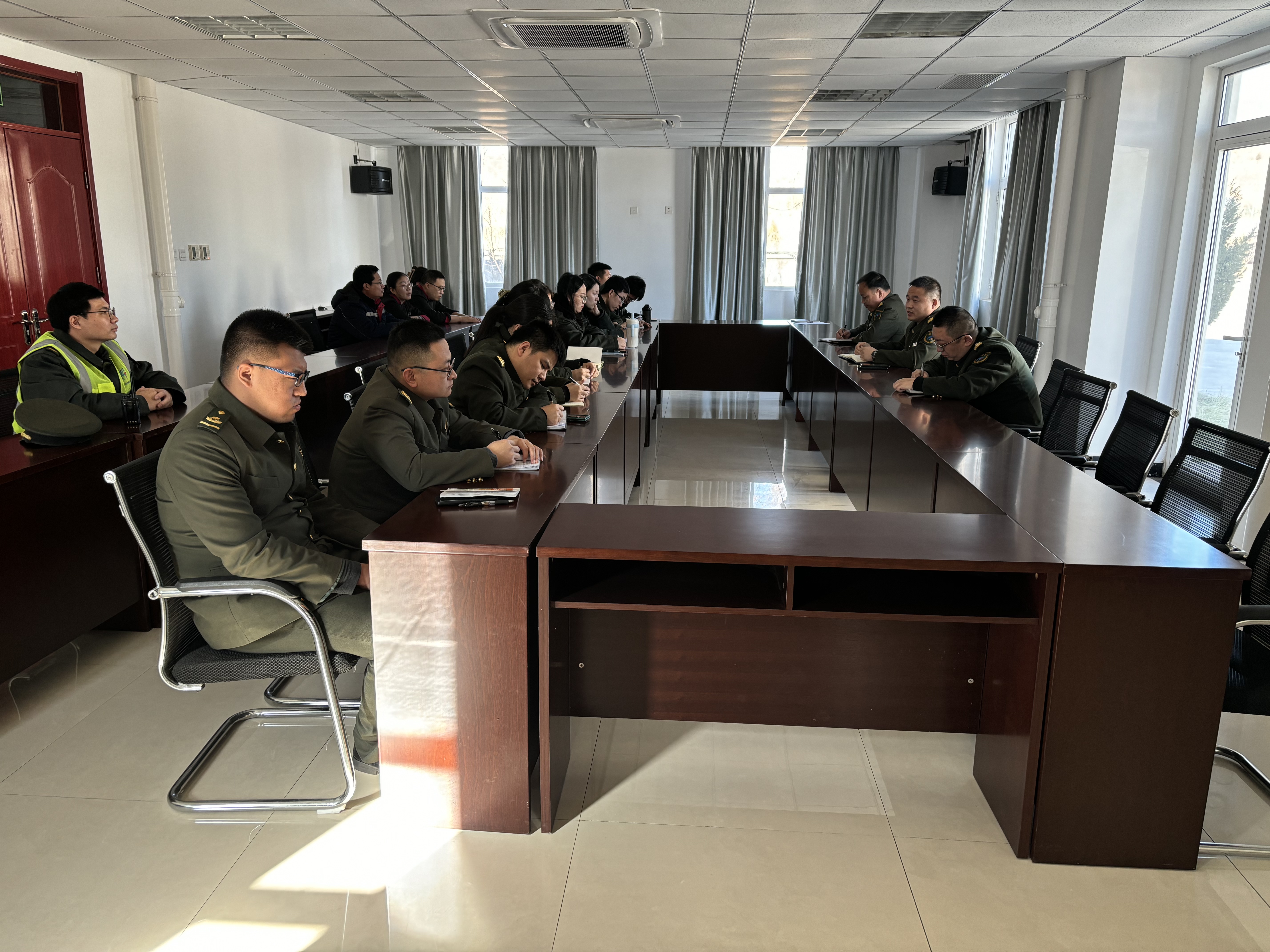 1.16安全生产会议.jpg
